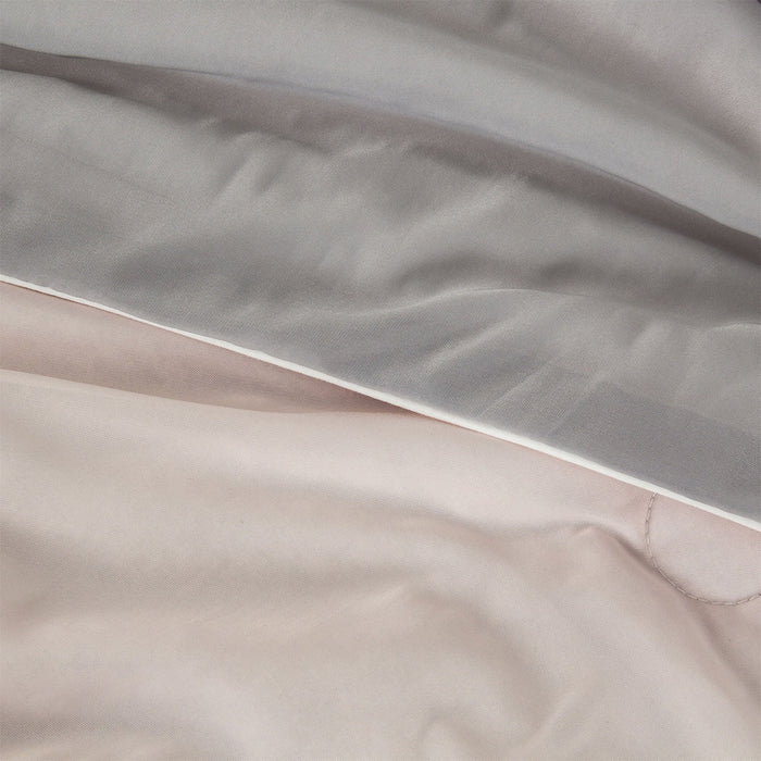 Aerocool Reversible Cooling Blanket | Baby Pink & Grey