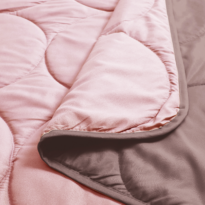 Epinova Reversible Airdown Blanket (Pale Mauve / Antler)