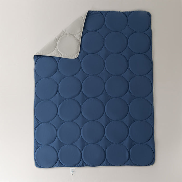 Essential Reversible Airdown Blanket (Light Grey & Blue)