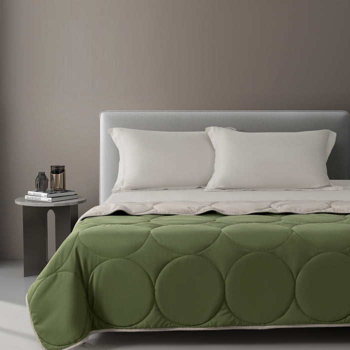 Essential Reversible Airdown Blanket (Green & Grey)