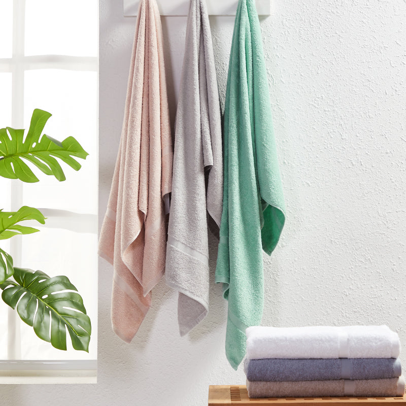 Sofuto Towel Collection