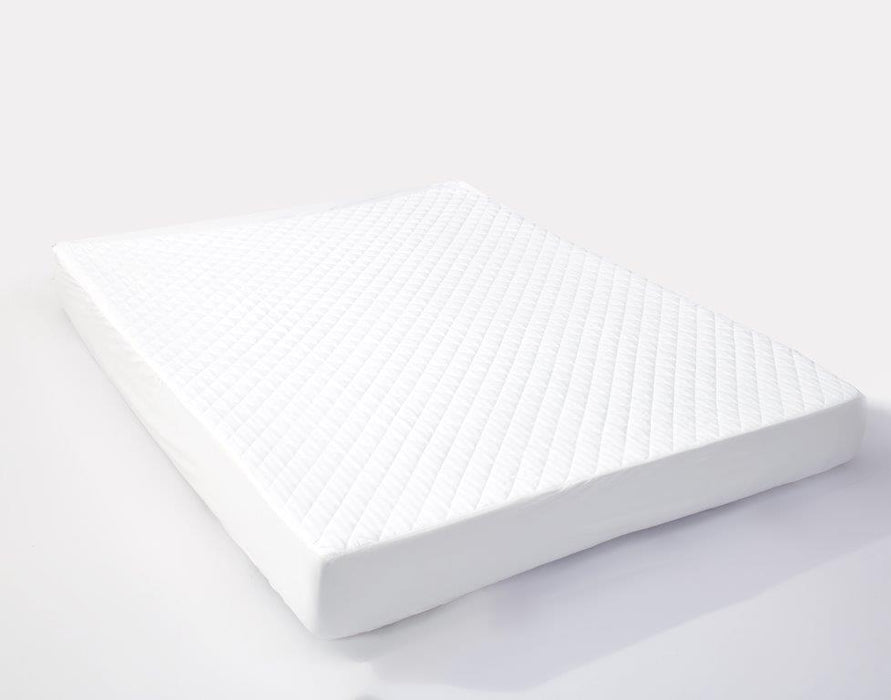 Signature Exceed Down Hotel Collection Mattress Protector